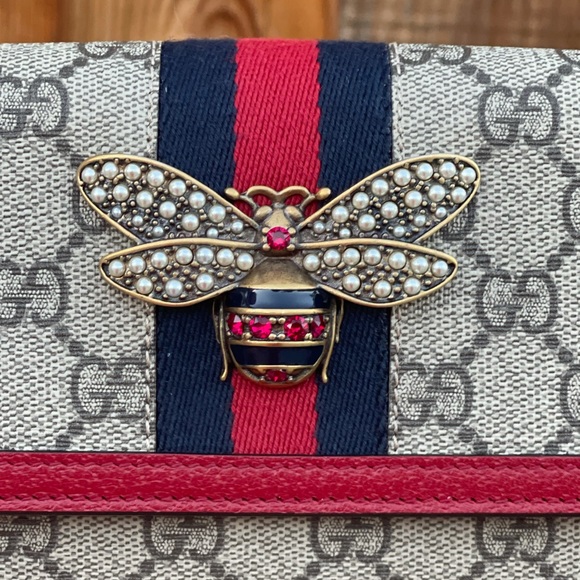 Gucci Queen Margaret Chain Wallet - Picture 3 of 6